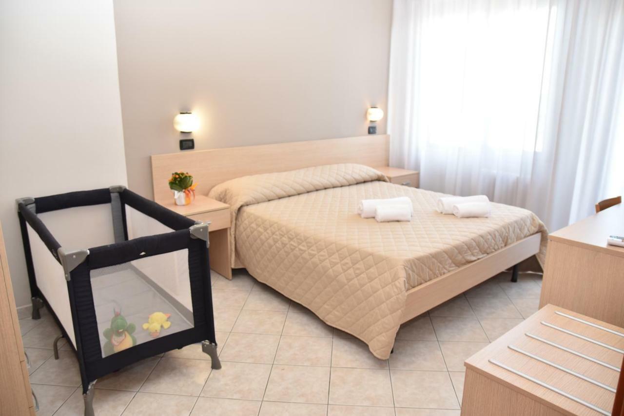 Hotel Excelsior Montesilvano Marina Eksteriør bilde