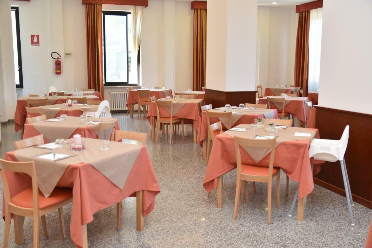 Hotel Excelsior Montesilvano Marina Eksteriør bilde