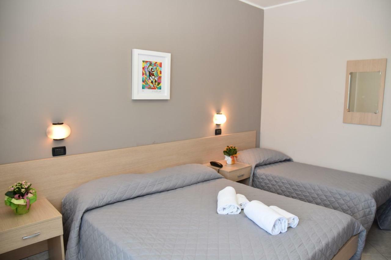 Hotel Excelsior Montesilvano Marina Eksteriør bilde